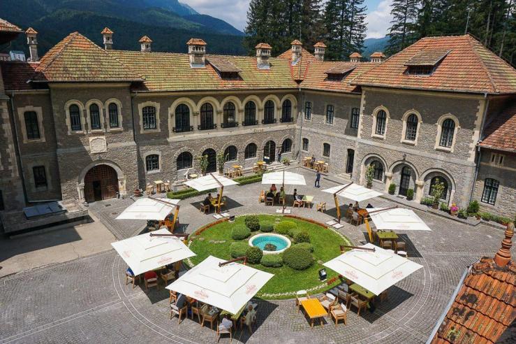 c50e932d-9c7a-4fe2-a52f-51b2f544ef85-original